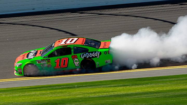 NASCAR to allow qualifying engine cooldown units on pit road
