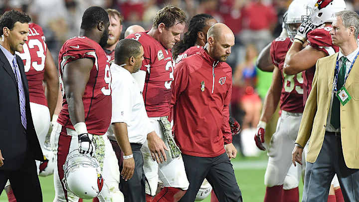 Cardinals cruise to 8-1, but can they win without Carson Palmer?