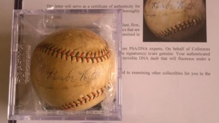 Cardinals' P John Lackey got Pat Neshek a Babe Ruth autograph for switching uniform numbers