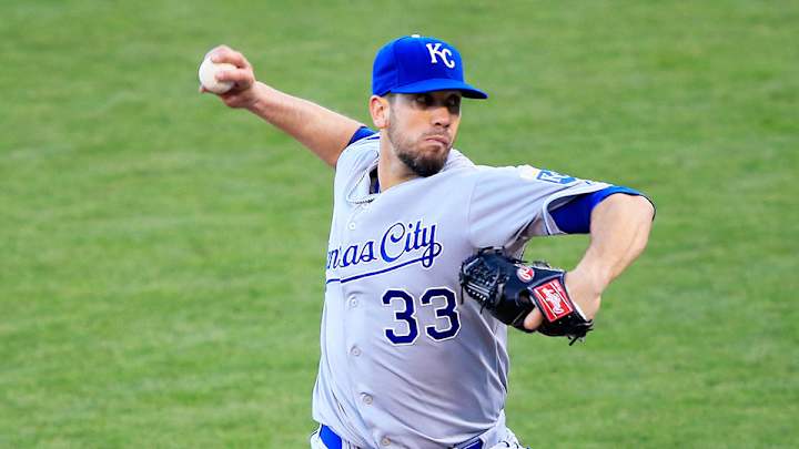 Report: Diamondbacks, Marlins interested in pitcher James Shields