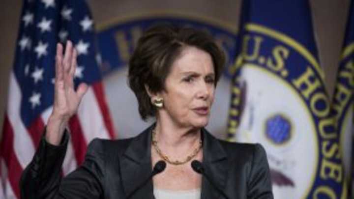 Pelosi: Redskins should lose their trademark