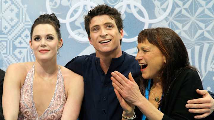 Virtue-Moir bemoan coach's unavailability