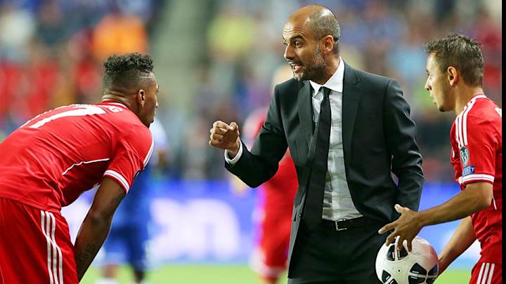 Pep Guardiola sidesteps Jerome Boateng transfer rumor to Barcelona