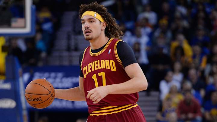 Anderson Varejao says he wants to finish his career with Cavaliers