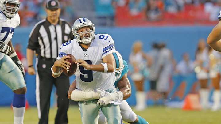 Cowboys' Jerry Jones: Tony Romo's back is fine after sacks