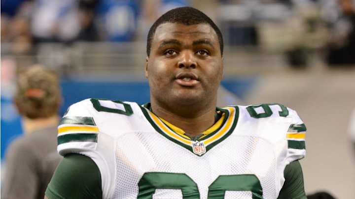 Report: Packers DT B.J. Raji out for season with torn biceps