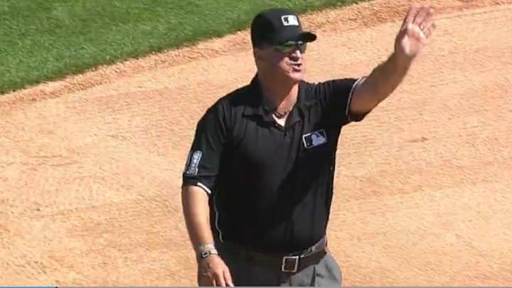 Mariners' Lloyd McClendon got tossed from a game for waving his hand at a call