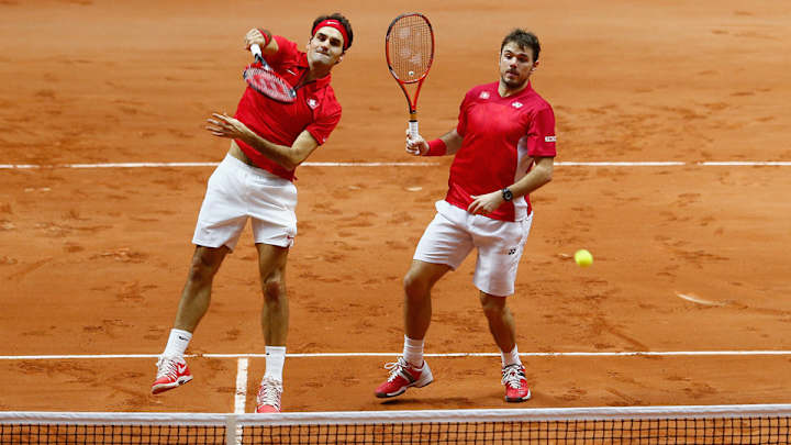 Federer, Wawrinka win doubles; Swiss one win away from first Davis Cup title