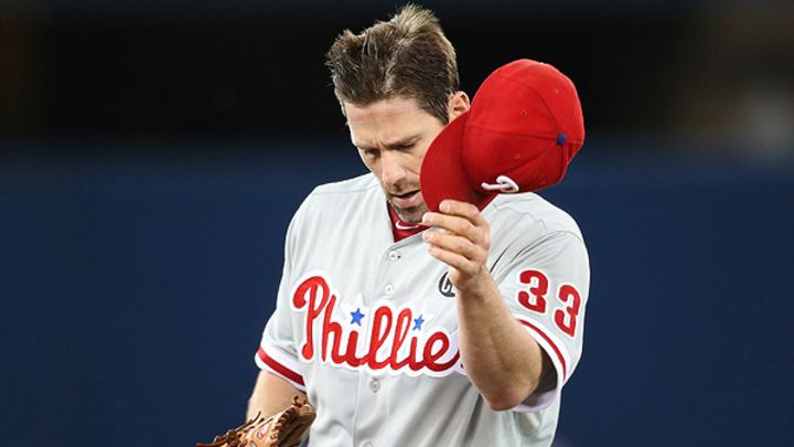 Blue Jays break open pitchers' duel with nine-run inning off Cliff Lee