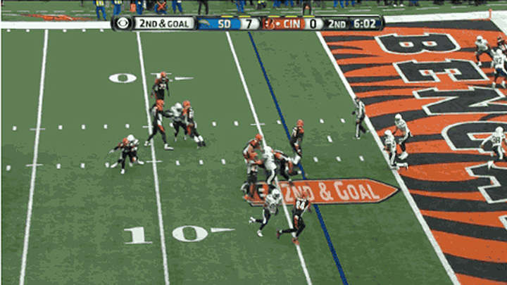 Andy Dalton throws first postseason TD pass despite heavy pass rush