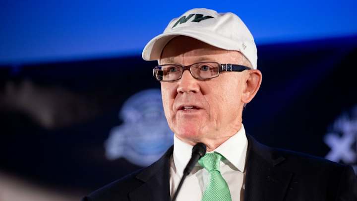 Report: Jets owner Woody Johnson to hire Charley Casserly as consultant