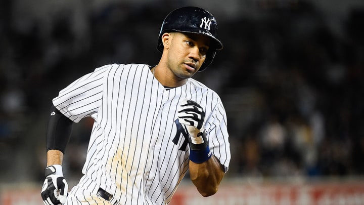 Yankees re-sign OF Chris Young to one-year deal Yankees re-sign OF Chris Young to one-year deal