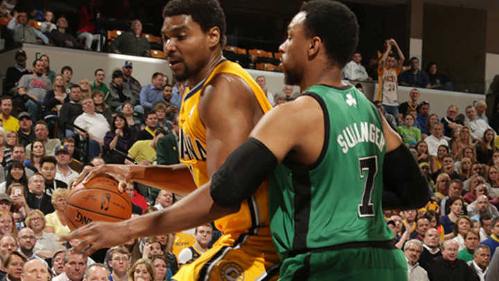 Andrew Bynum shows flashes of former self in promising Pacers debut