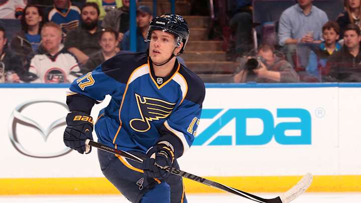 Report: Vladimir Sobotka leaves St. Louis Blues to sign with KHL team