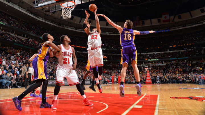Video: Bulls' Taj Gibson hits last-second game-winner to beat Lakers in OT Video: Bulls' Taj Gibson hits last-second game-winner to beat Lakers in OT
