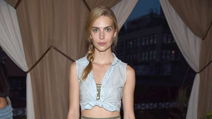 Tuesday's P.M. Hot Clicks: College Superfans of the Week