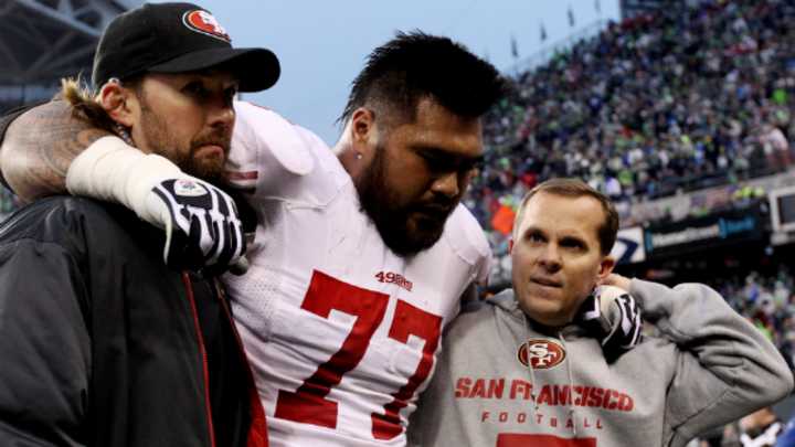 49ers' guard Mike Iupati out for rest of game vs. Seahawks