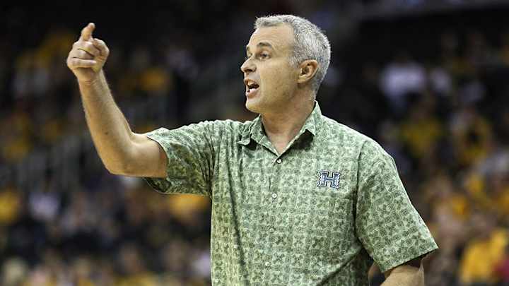 Hawaii fires head coach Gib Arnold amid NCAA investigation