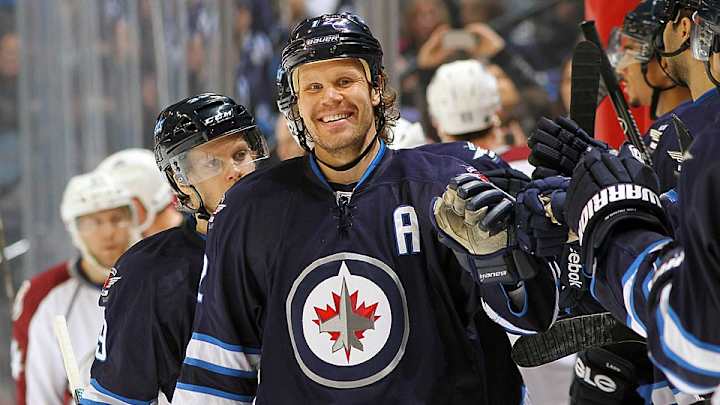Shunned by top free agents, Predators settle for Olli Jokinen