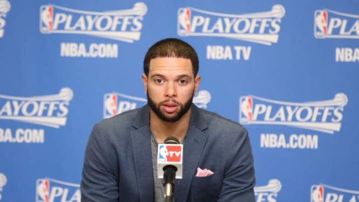 Nets PG Deron Williams to undergo surgery next week on both ankles