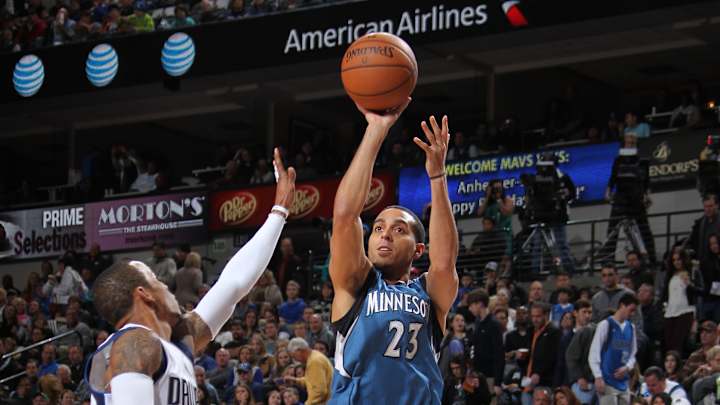 Timberwolves Kevin Martin (fractured wrist) out indefinitely Timberwolves Kevin Martin (fractured wrist) out indefinitely