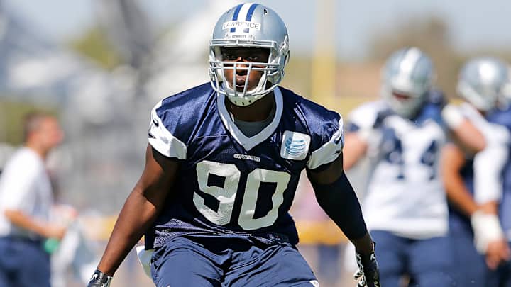 Report: Cowboys' DeMarcus Lawrence breaks foot, out 8-12 weeks