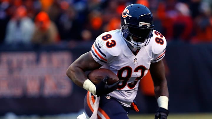Bears reinstate TE Martellus Bennett after suspension