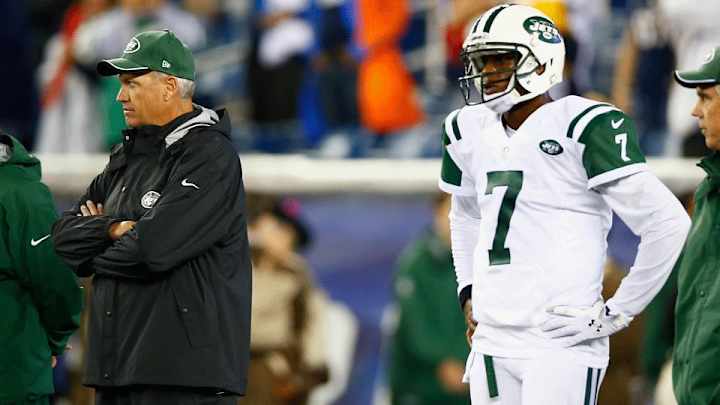 Report: Jets QB Geno Smith not at team meeting on Monday