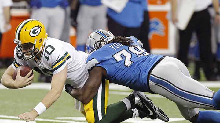 Willie Young stays in NFC North, signs deal with Chicago Bears