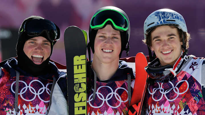 Glance: American men's slopestyle skiing sweep