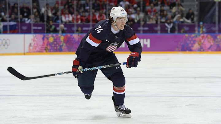 T.J. Oshie has trouble sinking putt at American Century Championship
