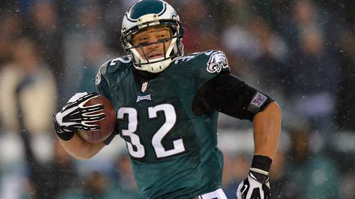 Eagles running back Chris Polk battling hamstring injury