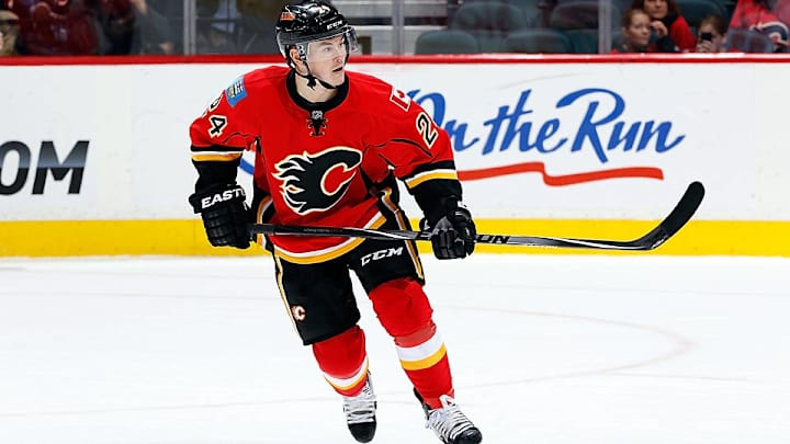 FanNation hockey throwdown fantasy game picks for Thursday Dec. 4