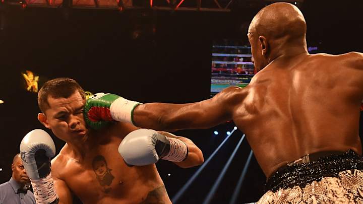Mayweather earns unanimous decision vs. overmatched Maidana Mayweather earns unanimous decision vs. overmatched Maidana