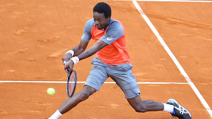 Gael Monfils reaches quarterfinals in Bucharest