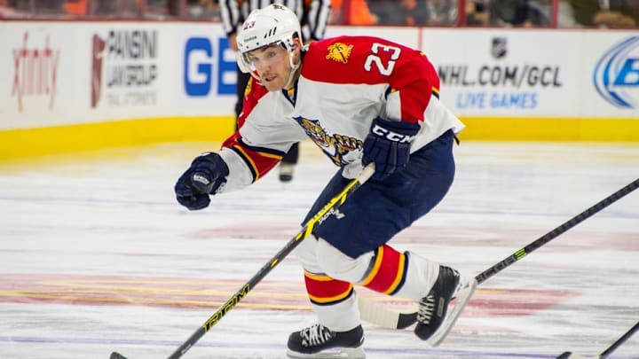 Panthers' Rocco Grimaldi plays vs. Kings hours after skating in AHL game