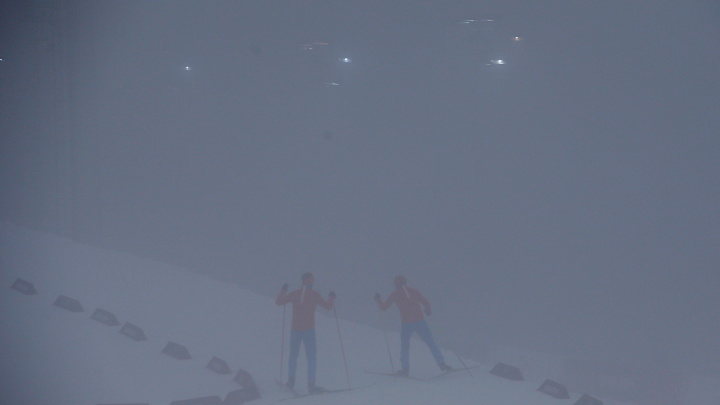 Biathlon men's 15-kilometer race postponed due to fog