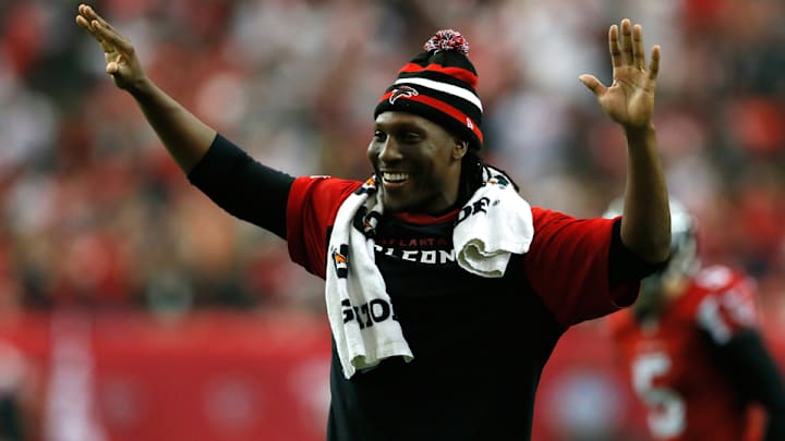 Falcons receiver Roddy White thinks Baylor used to be in Conference USA