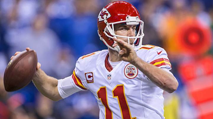 Will Kansas City Chiefs extend Alex Smith? Reports conflict