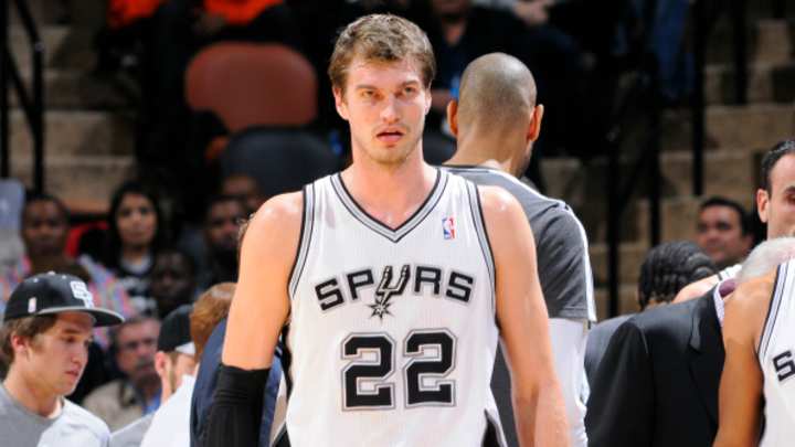 Spurs' Tiago Splitter out 3-5 weeks with sprained shoulder