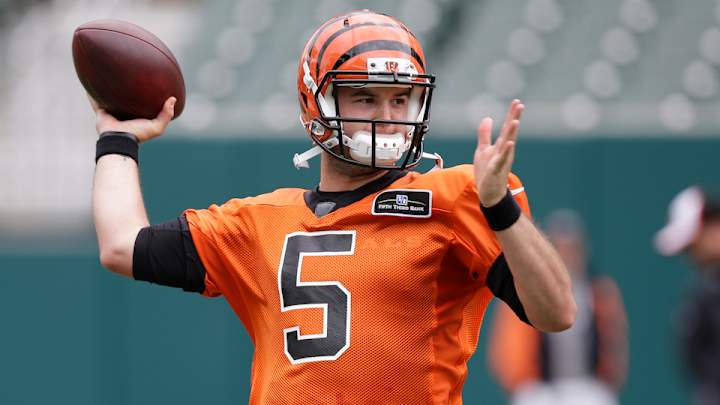 Cincinnati Bengals rookie quarterback AJ McCarron to miss six games