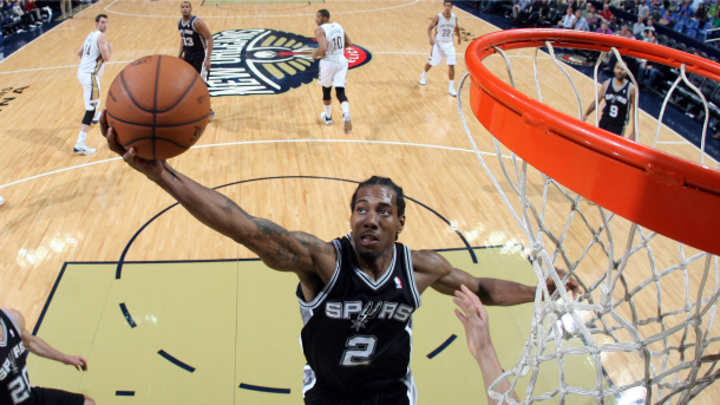 Spurs' Kawhi Leonard to miss 3-4 weeks with non-displaced fracture in hand