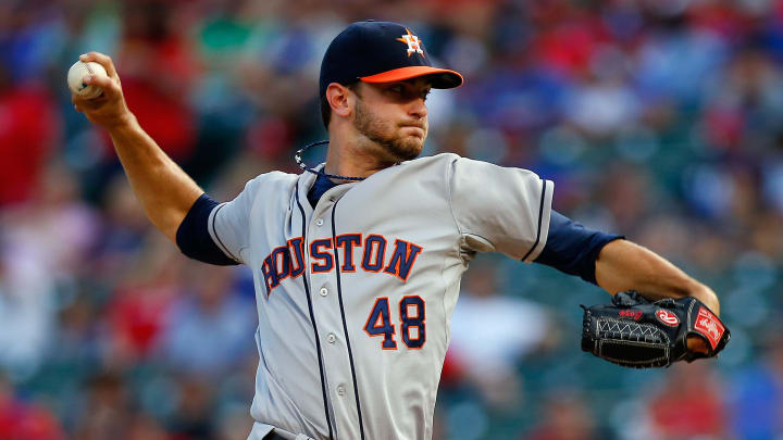 Reports: Astros trade Cosart, Hernandez to Marlins for prospects
