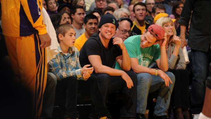 Matt Damon looking to become 'super tiny minority investor' of Clippers Matt Damon looking to become 'super tiny minority investor' of Clippers