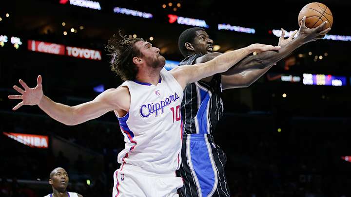 Clippers big man Spencer Hawes wore a wild Christmas suit Clippers big man Spencer Hawes wore a wild Christmas suit