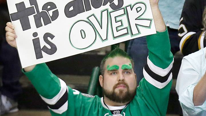 Top Line: Stars complete playoff picture; Captain Canada calls it quits; more links