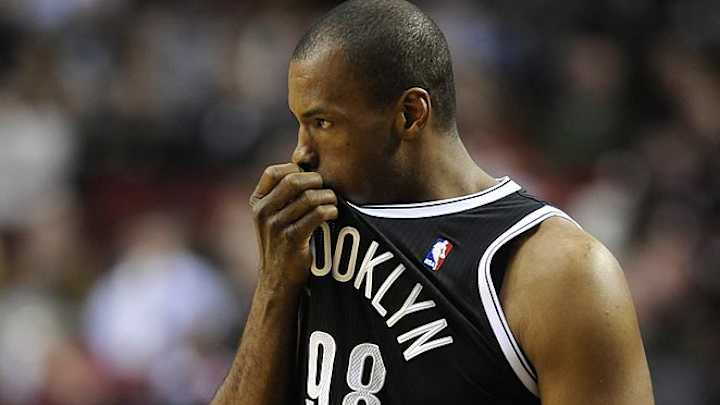 Nets officially sign Jason Collins for remainder of season