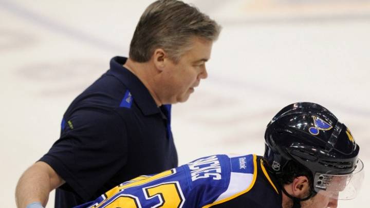 Blues' David Backes out for Game 3 against Blackhawks Blues' David Backes out for Game 3 against Blackhawks