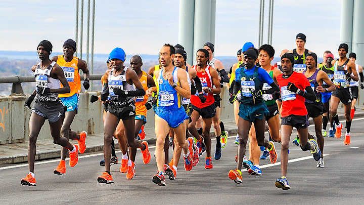 Windy conditions challenge runners at New York City Marathon Windy conditions challenge runners at New York City Marathon
