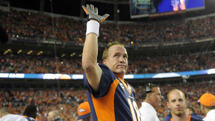 Keep-away game after Manning's record-breaking TD was staged Keep-away game after Manning's record-breaking TD was staged